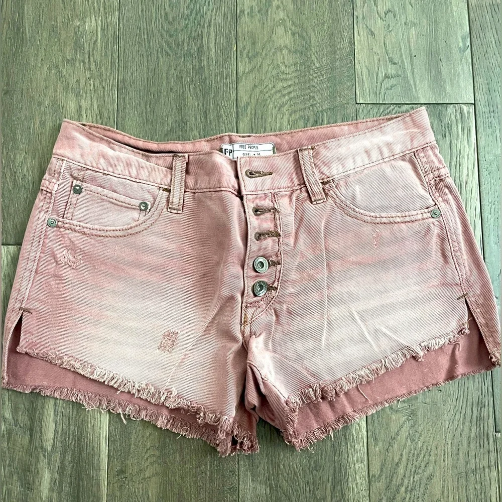 Free People Denim Jean Ash Pink Shorts Size W 25 - Picture 2 of 5